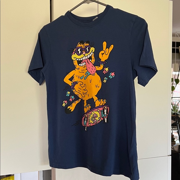 H&M Skateboarding Garfield Blue and Orange Cartoon Graphic Tee - Picture 4 of 6